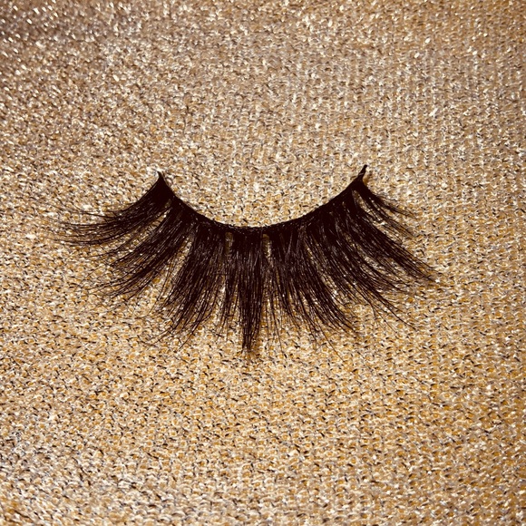 DAENERY$ - Picture 4 of 4